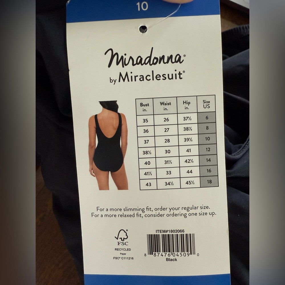 Miradonna by Miraclesuit NWT Black Size 10 Onepiece - Picture 4 of 4
